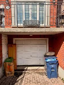 ⭐️NEW GARAGE DOORS⭐️ - Photo 7
