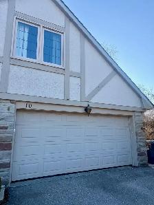 ⭐️NEW GARAGE DOORS⭐️ - Photo 10