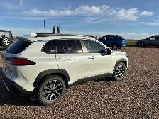 2023 Toyota Corolla Cross XLE AWD - Photo 3