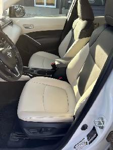 2023 Toyota Corolla Cross XLE AWD - Photo 10