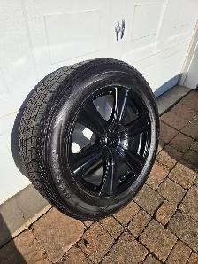 Pneus Hiver Dunlop winter Maxx 275/55/r20 avec roue mag RTX