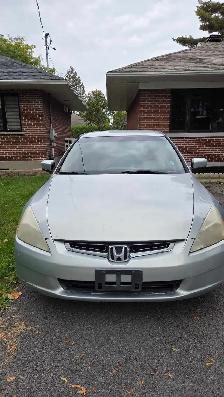 Honda Accord 2005 - Photo 2