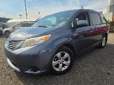 2013 Toyota Sienna 8 PASSAGER BAS KM GARANTIE 1 ANS - Photo 2