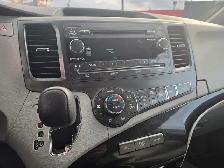 2013 Toyota Sienna 8 PASSAGER BAS KM GARANTIE 1 ANS - Photo 4