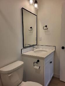 #8871 - 3 Bed/2 Bath upper with Single car Garage $2900 h/w/p - Photo 15