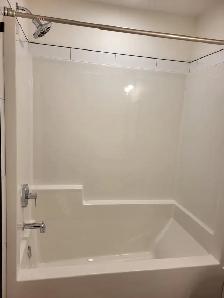 #8871 - 3 Bed/2 Bath upper with Single car Garage $2900 h/w/p - Photo 16
