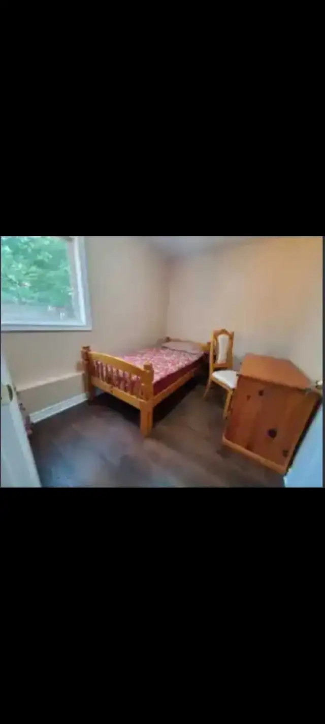 Room In Scarborough