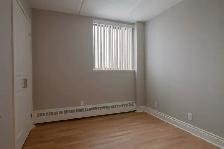 modern three-bedroom apartment in Westmount - ID 4766 - Photo 7