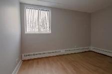 modern three-bedroom apartment in Westmount - ID 4766 - Photo 9