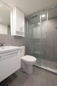 modern three-bedroom apartment in Westmount - ID 4766 - Photo 12