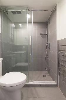 modern three-bedroom apartment in Westmount - ID 4766 - Photo 13