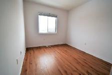 Sharp 3 Bed Townhome near Burton and Essa on Frank's Way - Photo 18