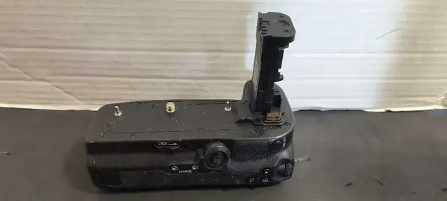 Neewer Battery Grip for Canon EOS