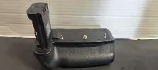 Neewer Battery Grip for Canon EOS - Photo 3