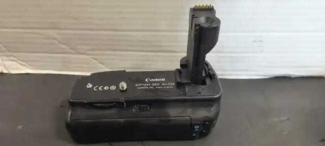 Canon BG-E2N Battery Grip