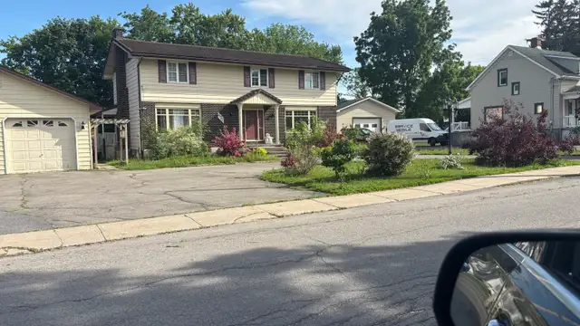 Room for Rent at Winchester, On