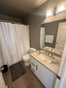 Partially Furnished Beautiful 4 Bedroom Towhouse - Photo 15