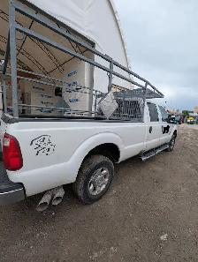 2015 F350 XLT - Photo 2