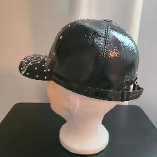 STYLISH BLACK DESIGNER-STYLE CAPBeautiful black glossy cap feat - Photo 4