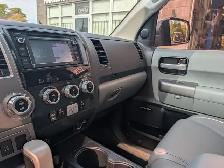 2014 Toyota Sequoia Limited • Leather Sunroof Camera - Photo 17