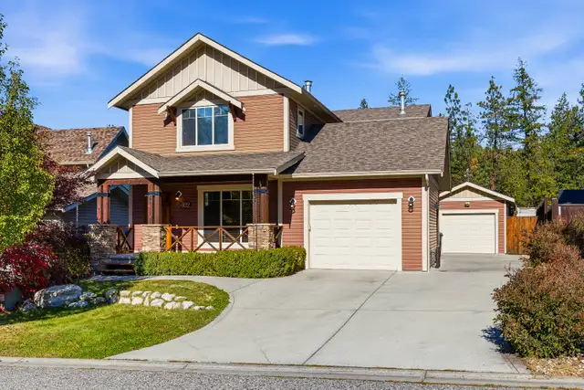 TWO GARAGE HOME IN LOWER MISSION! | 922 Paret Cres