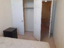 Private Master Bed Room For Lease  Immediate Lease - Photo 3
