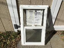 JeldWen window 18" x 30" new - Photo 2