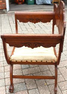 Beautiful Victorian Style Accent Chair - Photo 4