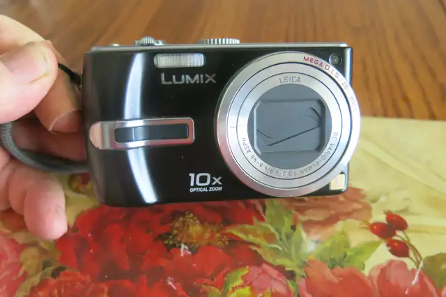 Panasonic Lumix model DMC-TZ3