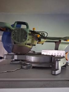 Recip chop saw articulated $100