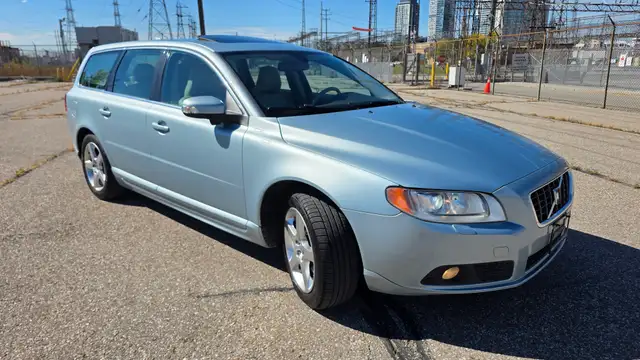 2008 Volvo V70 3.2L- GREAT SHAPE-CERTIFIED