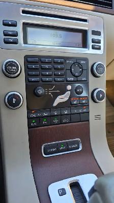2008 Volvo V70 3.2L- GREAT SHAPE-CERTIFIED - Photo 28