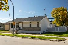 2Bed 1Bath House For Rent In King Edward - Photo 13