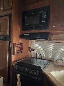 2012 Flagstaff Classic 5th wheel trailer - Photo 10