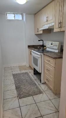 1 Bedroom Basement Apartment available for Rent - Photo 6