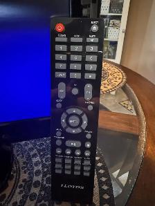 Lloyd's 22' LED TV & DVD Combo w/ Remote - Photo 2