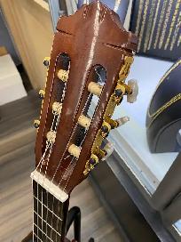 Yamaha CG-110A Classical Guitar - Photo 2