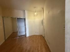 DNA CONDO: Large 1 Bedroom Den/2 Baths Condo For Rent w/ PRKG - Photo 6