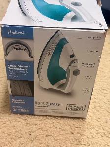Black and Decker Electric Iron - Photo 2
