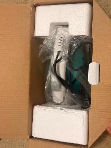 Black and Decker Electric Iron - Photo 3