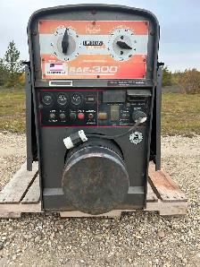 2012 Lincoln SAE 300 welder