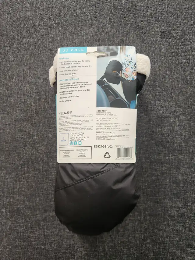 Jj cole bundle me gloves $25 brand new