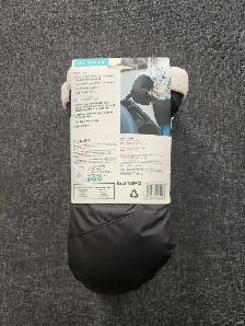 Jj cole bundle me gloves $25 brand new