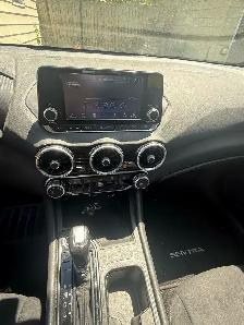 2021 Nissan Sentra - Photo 5