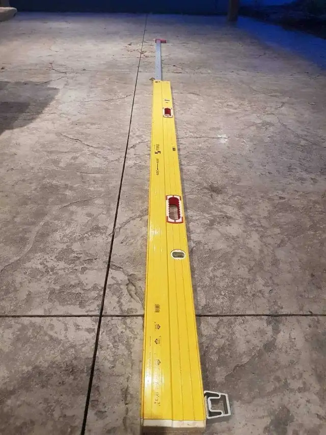 STABILA 7-12.375 ft PLATE LEVEL