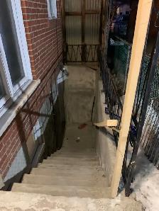 Two Bed rooms Basement Apartment for rent in North etobicoke Tor - Photo 8