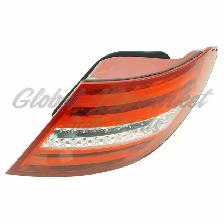 Mercedes C300 2012-2014 Tail Lights Left and Right - Photo 8