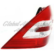 Mercedes C240 2005 Tail Lights Left and Right - Photo 3