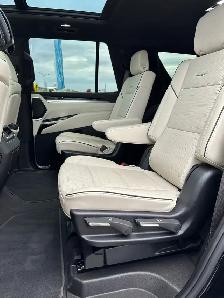 2025 Cadillac Escalade 4WD Sport - Photo 8