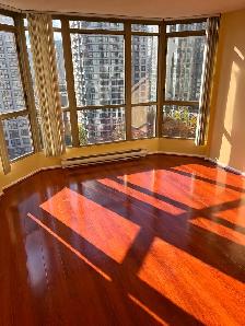 2-bedroom 2-bath Yaletown home - Photo 10